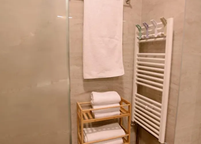 Vibe & Vista Sarajevo, Skenderija * سراييفو